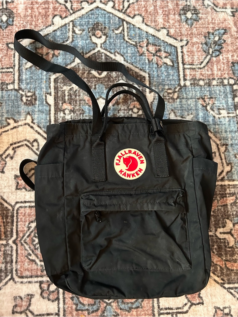 Fjallraven Kånken Black Totebag with Red Logo